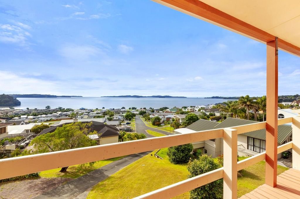 Property value 37 Merehai Place, Snells Beach realestate.co.nz