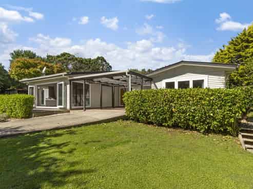 747 Moonshine Hill Road, Moonshine Valley