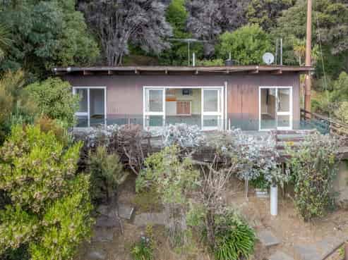 13 Fantail Lane, Takamatua