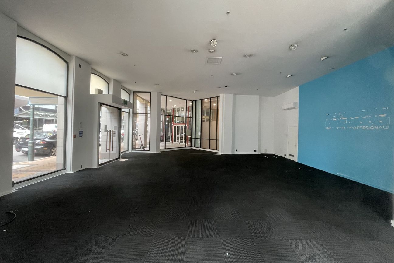 Premium Exposure on Featherston Street – pohled 2