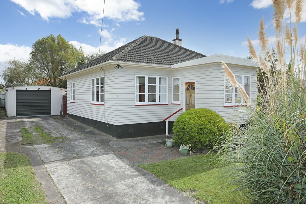 Property value 8 Blackwell Street, Marton realestate.co.nz