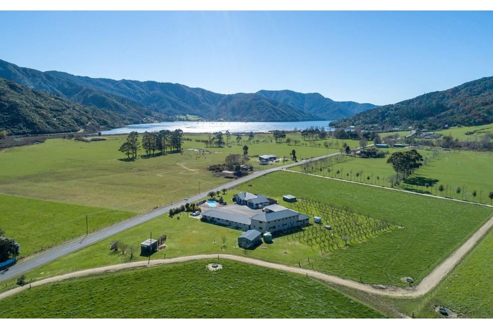 1594 Queen Charlotte Drive, Linkwater, Marlborough For Sale