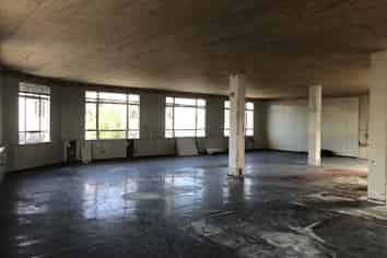 Prominent large scale CBD leasing option