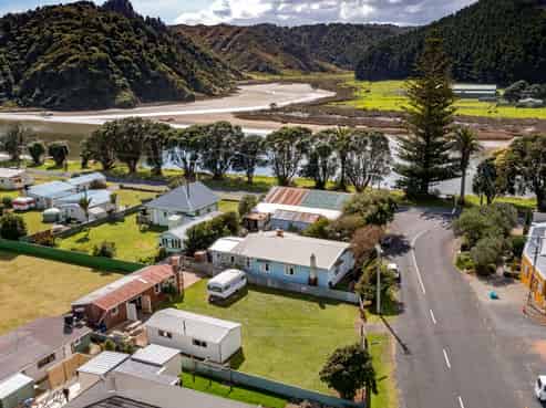 5 Gribbin Street, Awakino