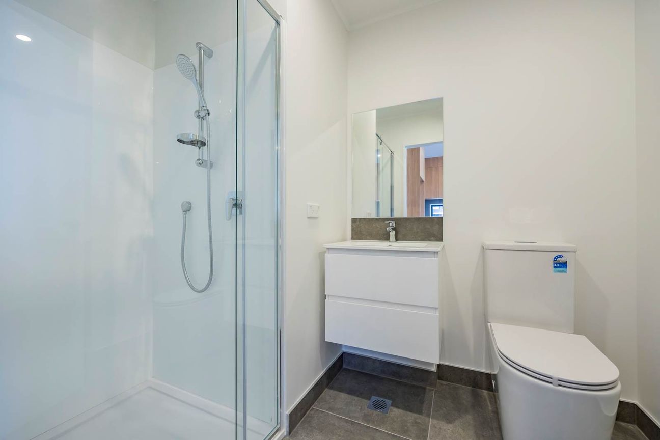 Prime Opportunity in Central New Lynn - Altro