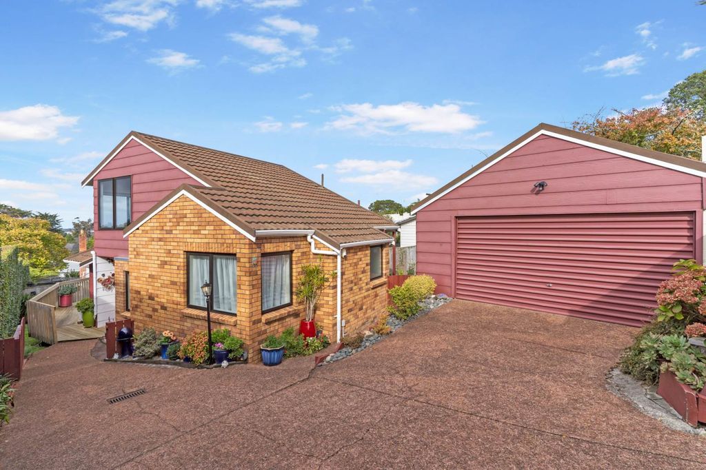 Property value 29 Zion Road, Birkenhead realestate.co.nz