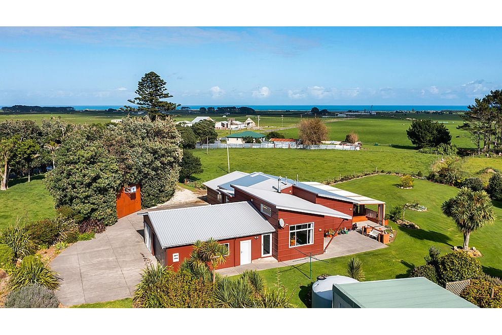 85 Arawhata Road, Opunake, South Taranaki For Sale realestate.co.nz