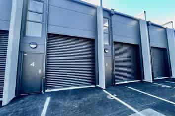 FREEHOLD INDUSTRIAL UNITS IN SILVERDALE
