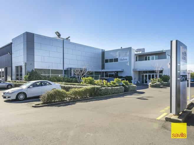 Be Surrounded By Strong Tenants Now!