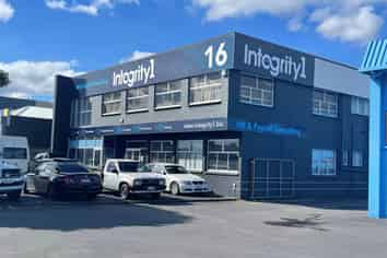 Papakura office for lease