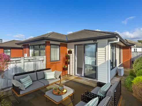 4B Savage Crescent, Upper Hutt
