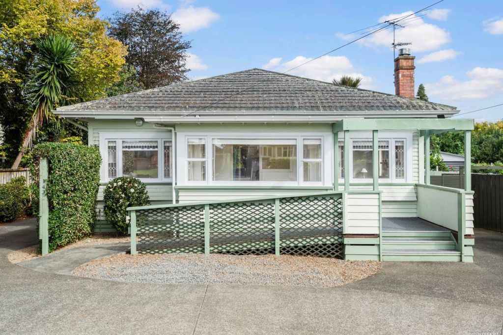 Property value 143 Queen Street, Pukekohe realestate.co.nz