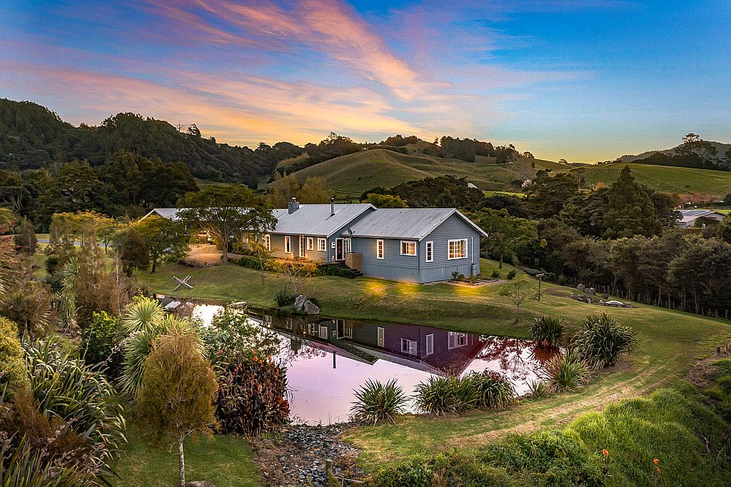 Property value 944A Leigh Road, Matakana realestate.co.nz