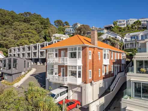 2/17 Oriental Terrace, Oriental Bay