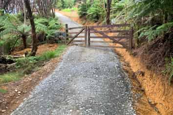 624 Blind Bay Road, Great Barrier Island