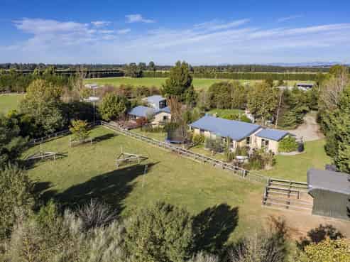 291 Foothills Road, Okuku