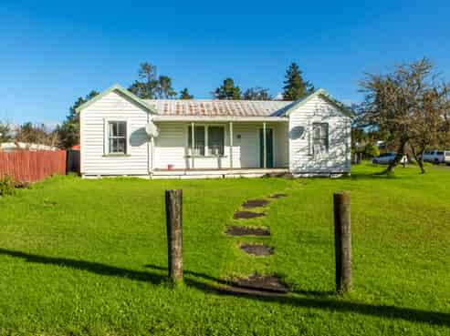 1095 Broadwood Road, Broadwood