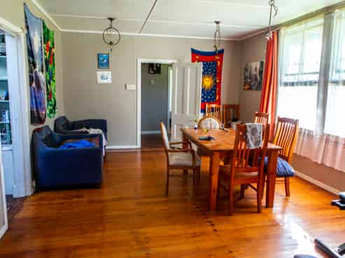 1095 Broadwood Road, Broadwood