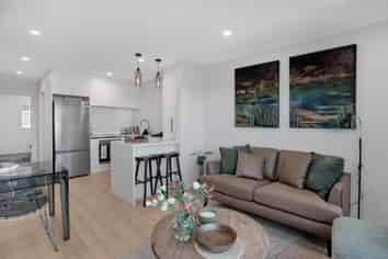 42 Wellesley Road, Mangere Bridge