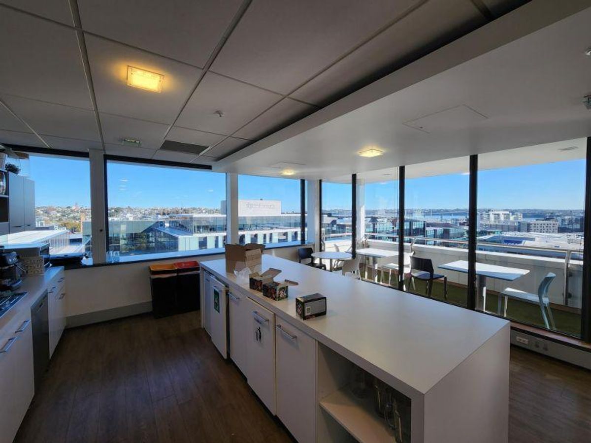 Savills - Elevated on Victoria - Ansicht 4