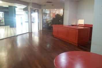 	75m² approx - Retail Shop, Queens Drive