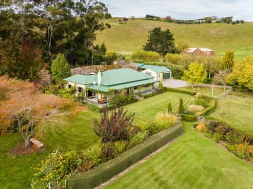 549 Middle Road, Poukawa