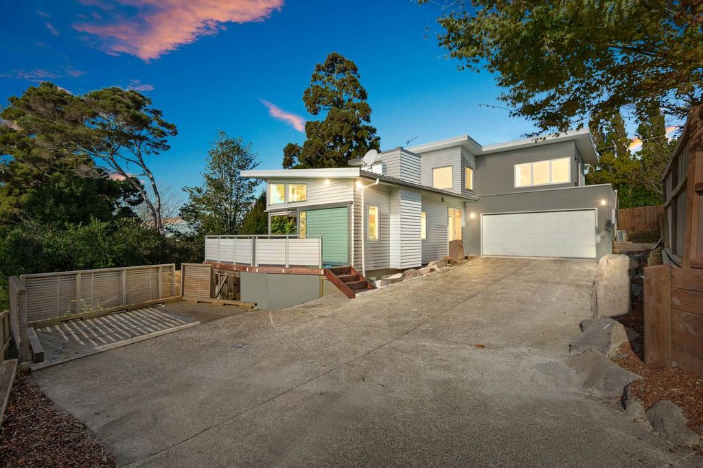 Property value 149N Glengarry Road, Glen Eden realestate.co.nz