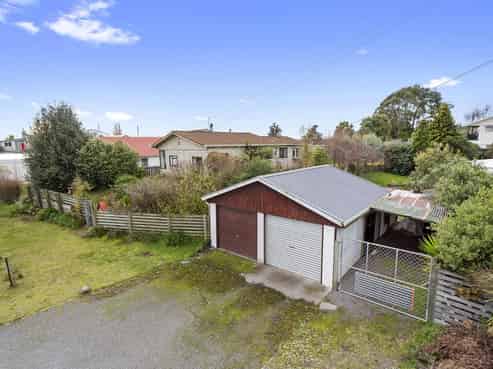 68 Dunns Avenue, The Pines Beach