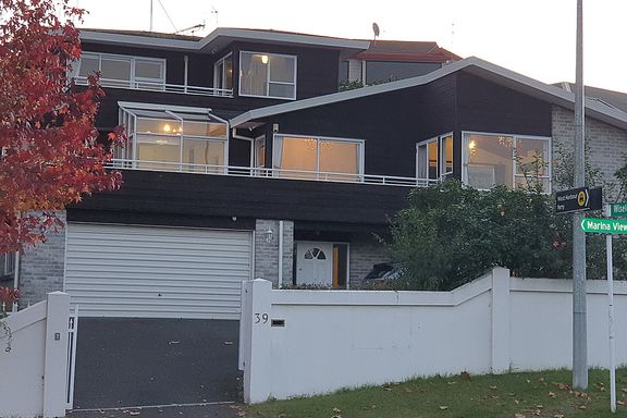 Photo of 39 Marina View Drive, West Harbour