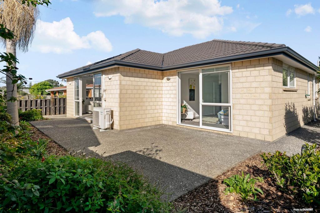 Property value 27A Doment Crescent, Orewa realestate.co.nz