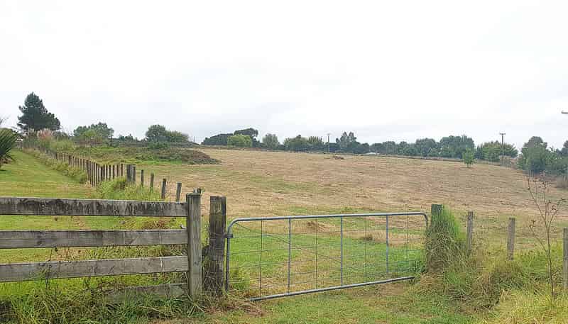 166 Top Road, Dairy Flat