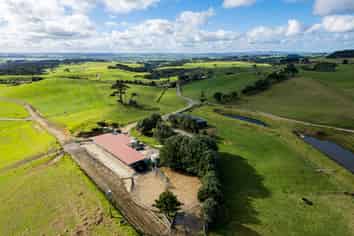 614 Te Maire Rd, Te Kopuru