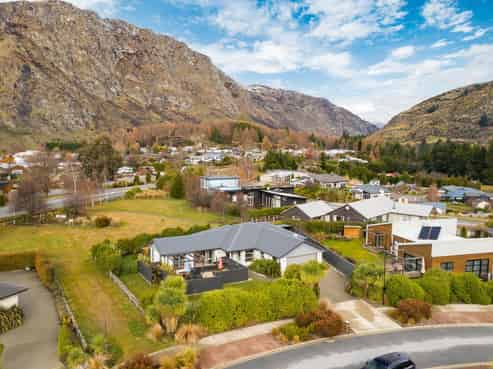 6 Evening Star Road, Arthurs Point