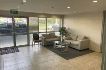 HIGH PROFILE OFFICE IN WAIRAU VALLEY
