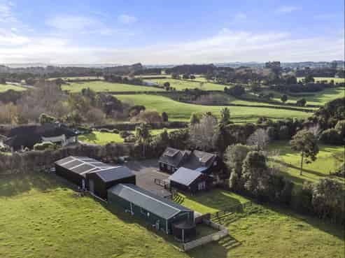77 Pilgrim Road, Mauku