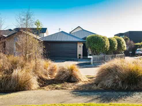 4 Annies Lane, Aidanfield