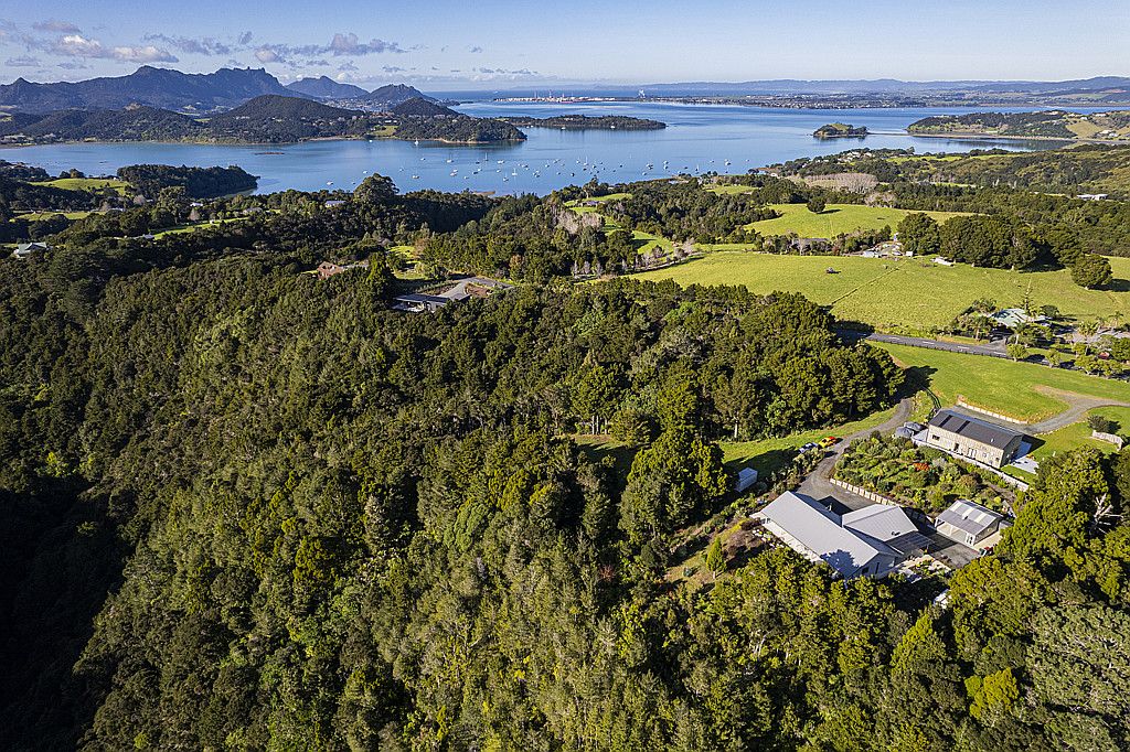 Property value 120 Te Rongo Road, Parua Bay realestate.co.nz