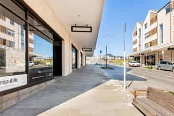 Town Centre Retail - Long Bay