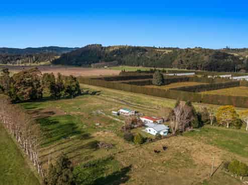 9 Butler Road, Poroporo