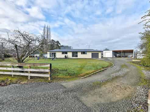 21 Esk Street, West Otago Surrounds