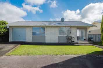 14 McCallum Street, Dannevirke