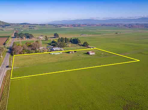  Lake Ferry Road, Dyerville, Martinborough
