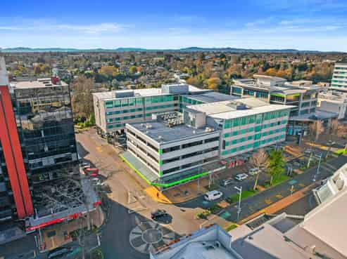 Prime Corner Multi-Tenant