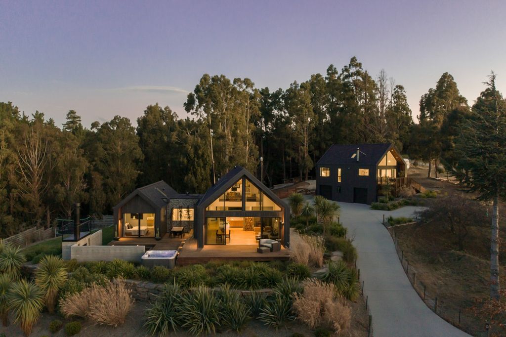 Property value 3 Maude View Road, Hawea Flat realestate.co.nz