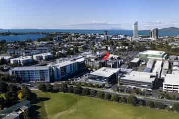 7A Barrys Point Road, Takapuna
