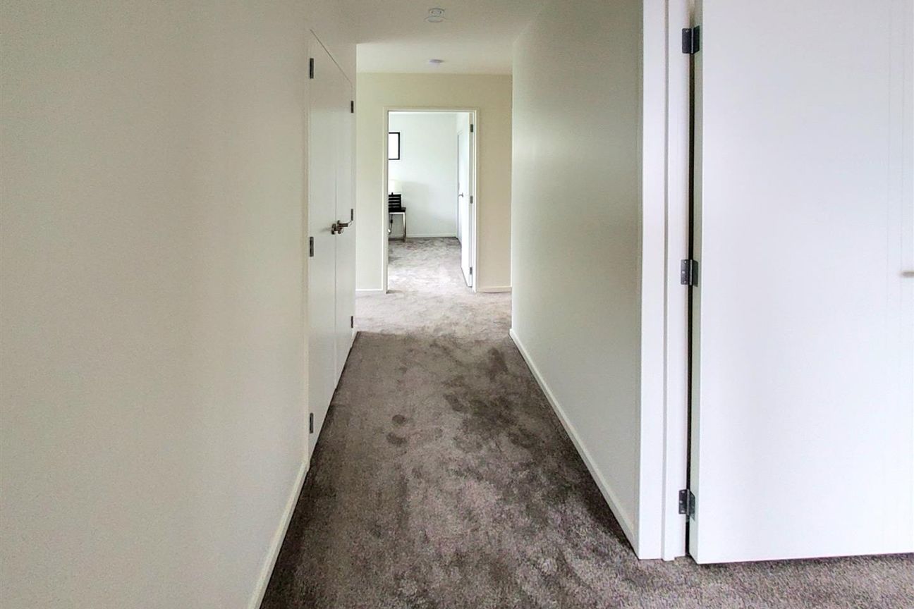 6 bedroom Must be sold now! - Więcej