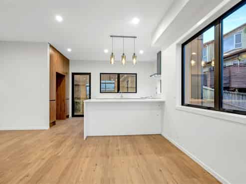  21 Timo Way, Flat Bush