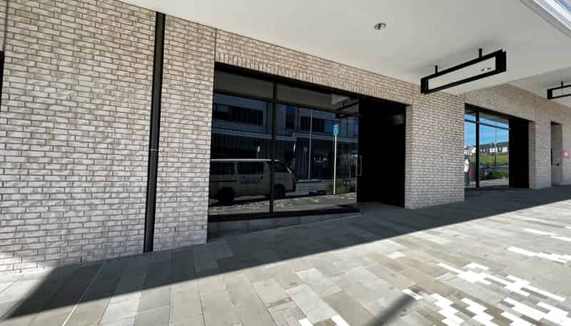 C2/83 Te Oneroa Way, Long Bay