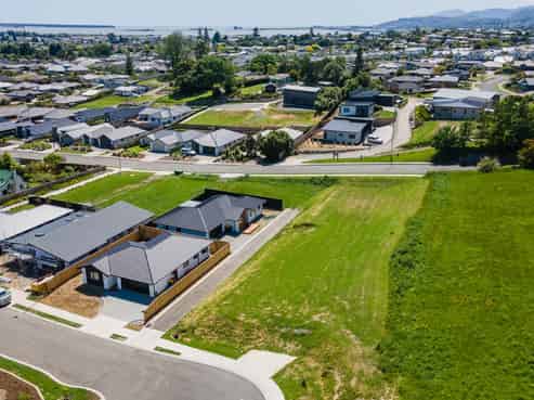  Lot C4 and C5 Hart Rise, Richmond