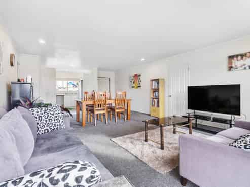 27 Carlas Way, Ranui